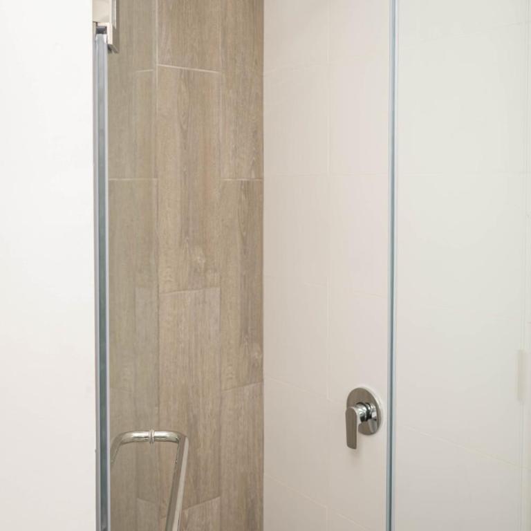 Beautiful Space in Miraflores 3BR 2Bths Exclusive King Bed Suite and Parking - Apartamento de 3 dormitorios con balcón - 19