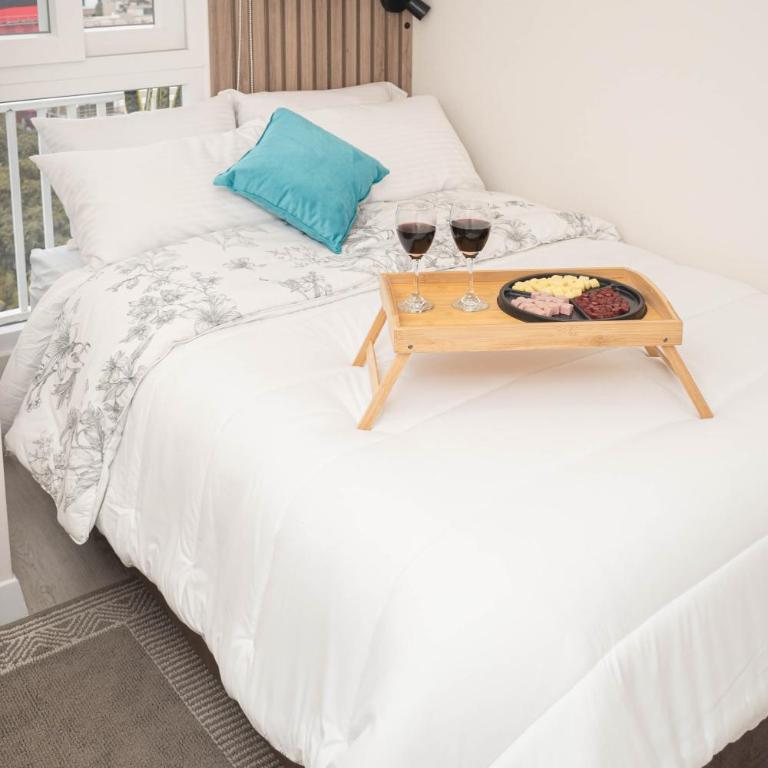 Beautiful Space in Miraflores 3BR 2Bths Exclusive King Bed Suite and Parking - Apartamento de 3 dormitorios con balcón - 13