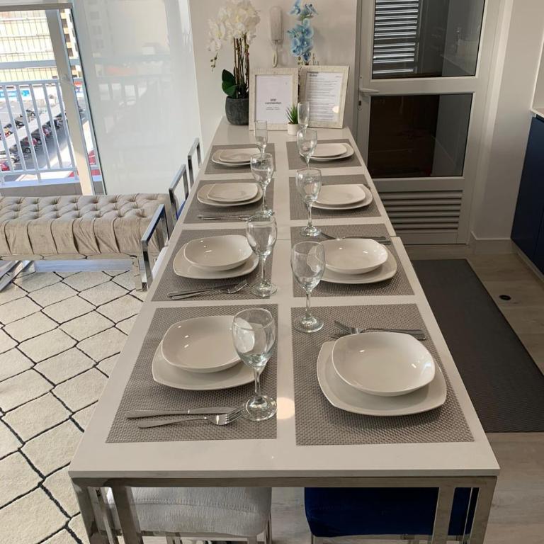 Beautiful Space in Miraflores 3BR 2Bths Exclusive King Bed Suite and Parking - Apartamento de 3 dormitorios con balcón - 60