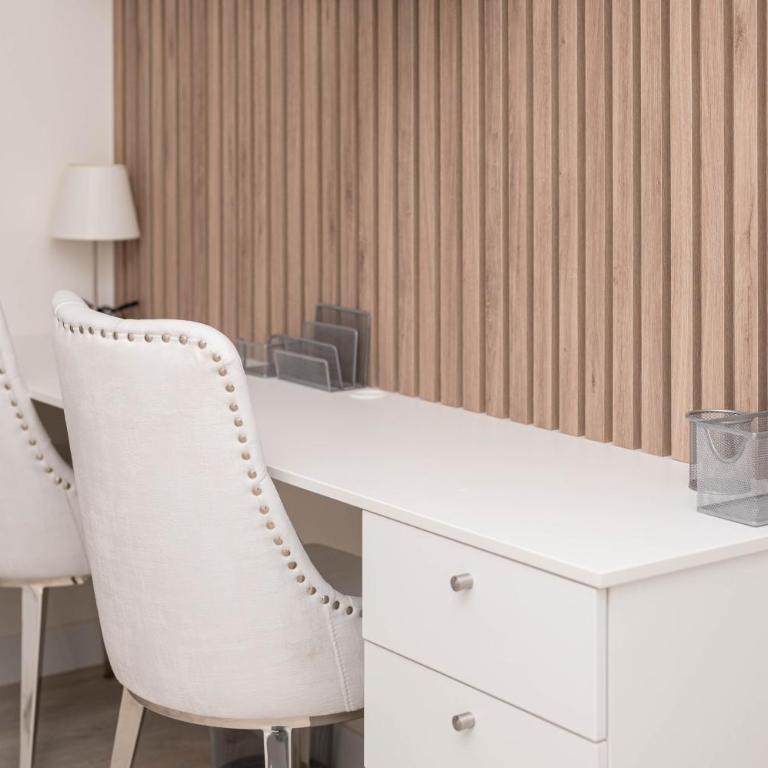 Beautiful Space in Miraflores 3BR 2Bths Exclusive King Bed Suite and Parking - Apartamento de 3 dormitorios con balcón - 24