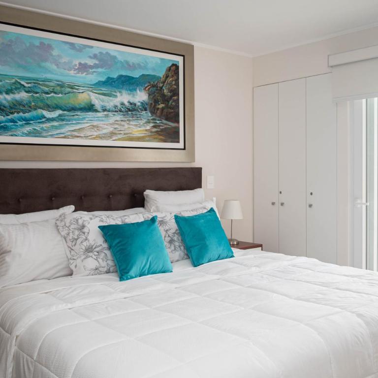 Beautiful Space in Miraflores 3BR 2Bths Exclusive King Bed Suite and Parking - Apartamento de 3 dormitorios con balcón - 86