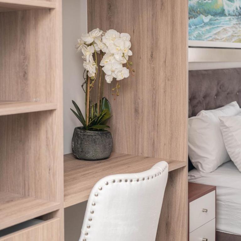 Beautiful Space in Miraflores 3BR 2Bths Exclusive King Bed Suite and Parking - Apartamento de 3 dormitorios con balcón - 88