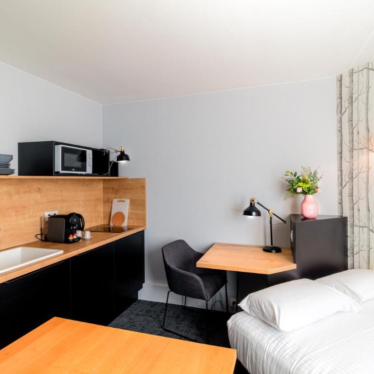 Le Parc 42 Saint-Etienne - Studio - 2