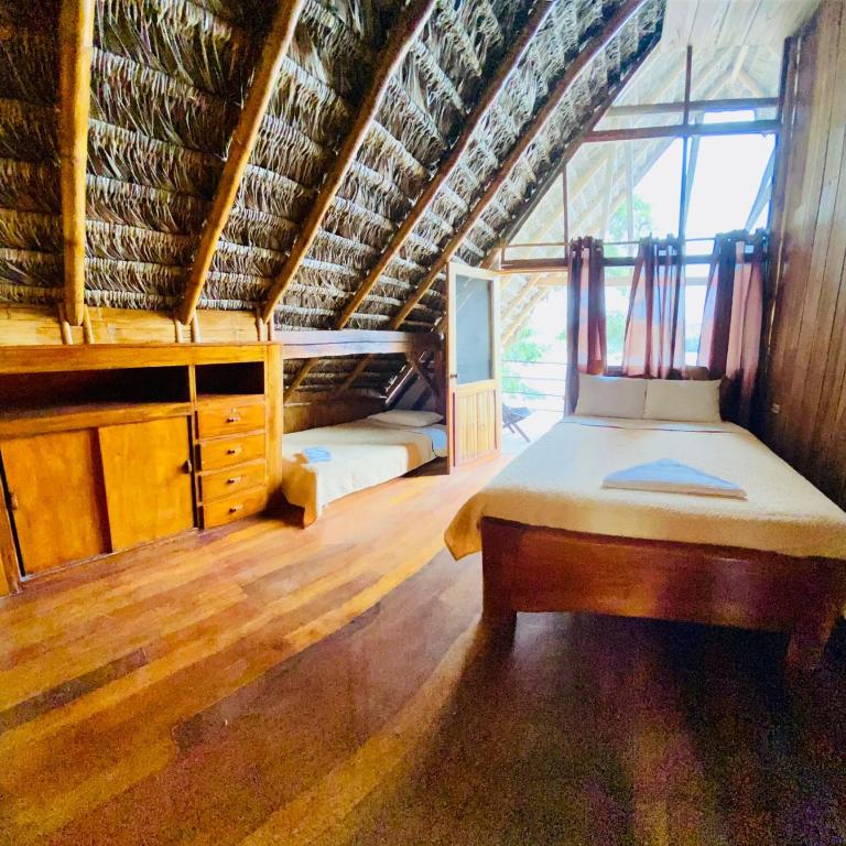 River Spot Lodge - Deluxe Triple Room - 1