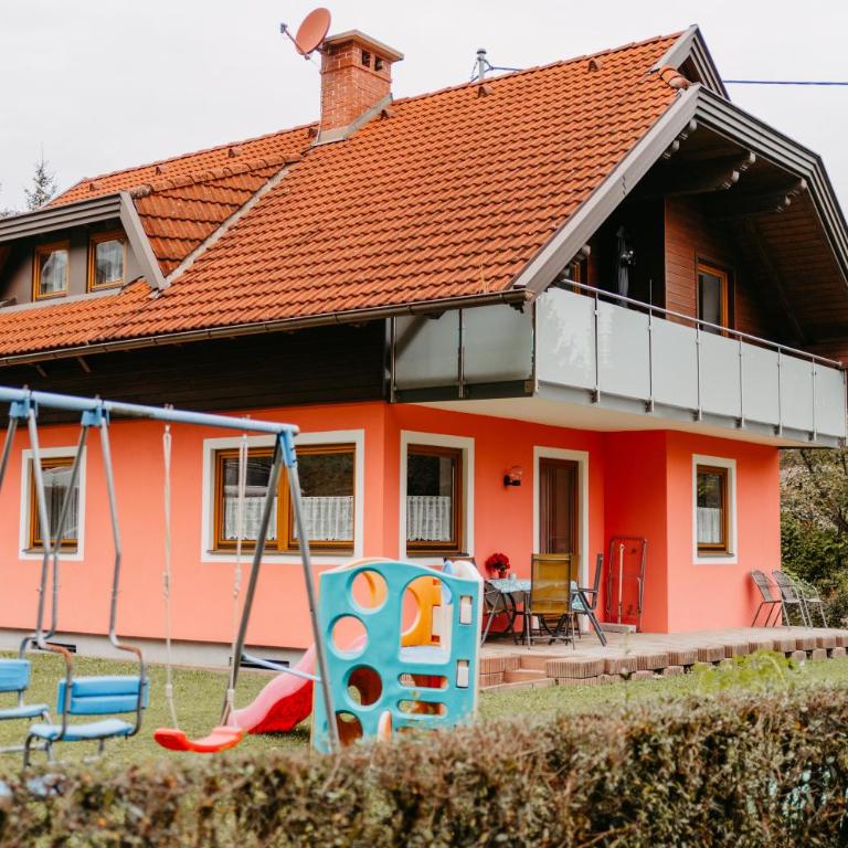Ferienhäuser Inge und Seeblick - Apartment mit 2 Schlafzimmern und Terrasse - A - 1
