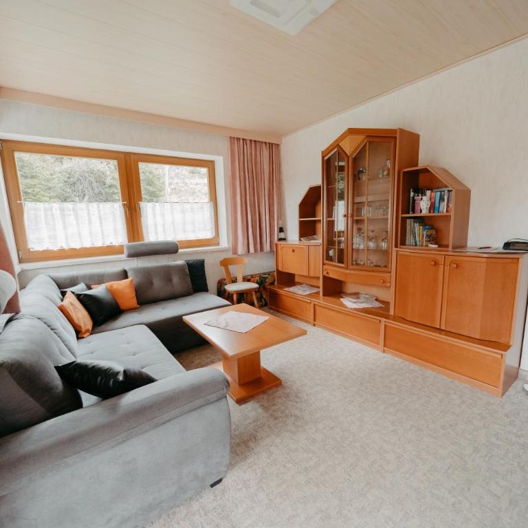 Ferienhäuser Inge und Seeblick - Apartment mit 2 Schlafzimmern und Terrasse - A - 4