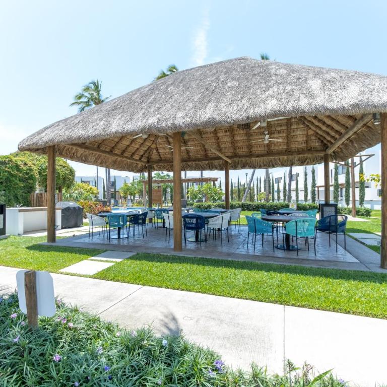 CASA VACACIONAL PERFECTA PARA TU FAMILIA! - Four-Bedroom House - 6