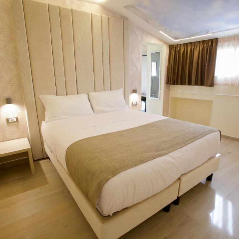 Hotel Maximus - Suite con Terrazza - 9