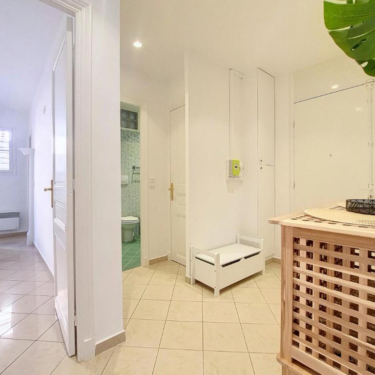 Nestor&Jeeves - JACARANDA - Carre d Or, Proche mer - Appartement 2 Chambres - 13