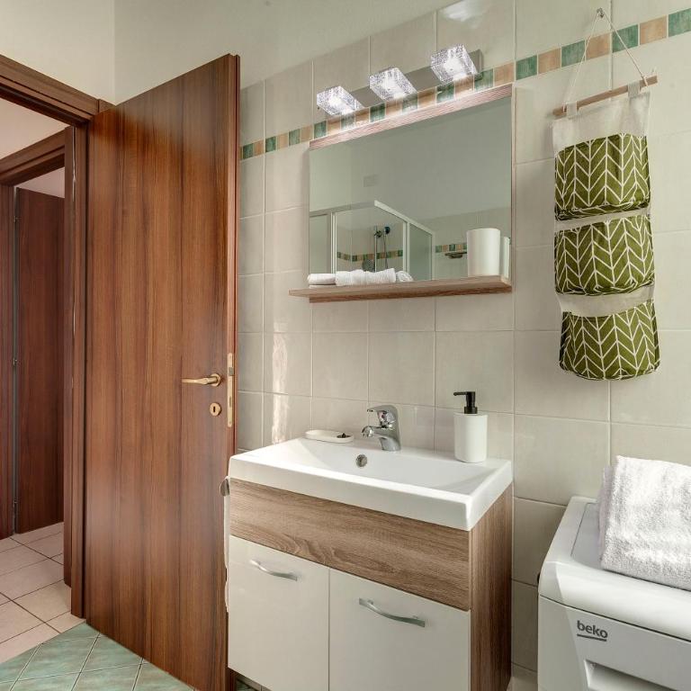 A casa di Anna - Appartamento con 2 Camere da Letto - 12