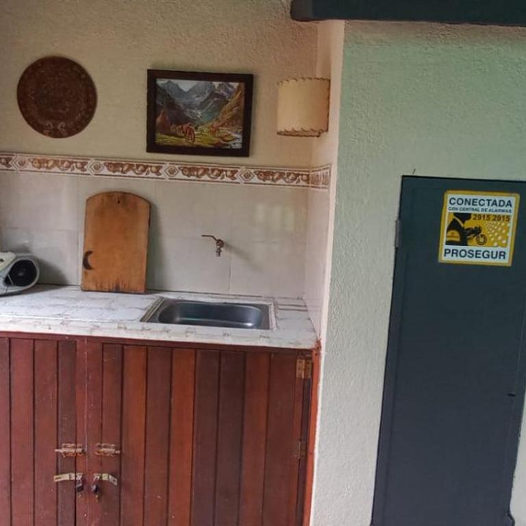 Casa en Playa Hermosa, para 6 personas, a 4 cuadras de la playa totalmente cercada a 7 minutos de Piriápolis - Two-Bedroom House - 18