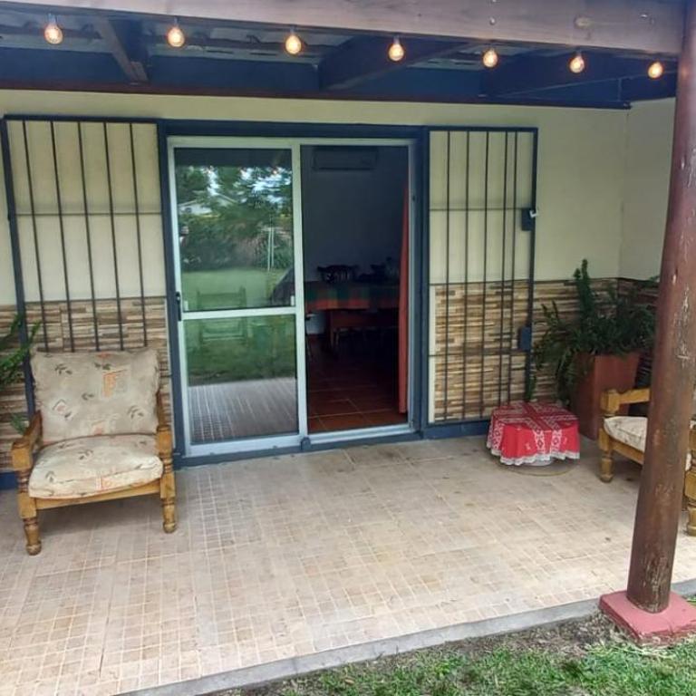 Casa en Playa Hermosa, para 6 personas, a 4 cuadras de la playa totalmente cercada a 7 minutos de Piriápolis - Two-Bedroom House - 22