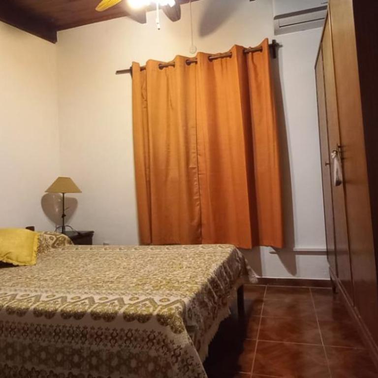 Casa en Playa Hermosa, para 6 personas, a 4 cuadras de la playa totalmente cercada a 7 minutos de Piriápolis - Two-Bedroom House - 34