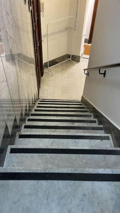 Nel Cuore del Vomero Apartament - Appartamento con 2 Camere da Letto - 71