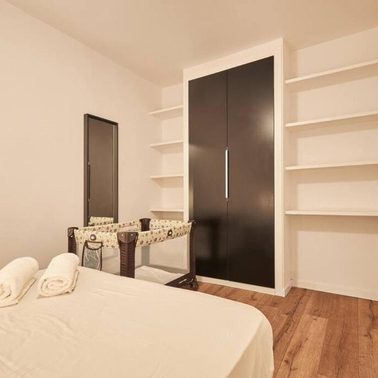 APARTAMENTO CON ENCANTO EN SOL - MADRID #C - Three-Bedroom Apartment - 20
