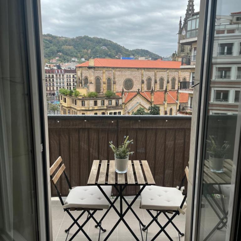 Confort 10 en Gros - Apartamento de 2 dormitorios - 1