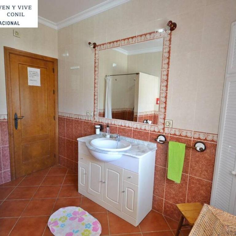 Chalet con Piscina privada en Conil - Casa de 3 dormitorios - 17