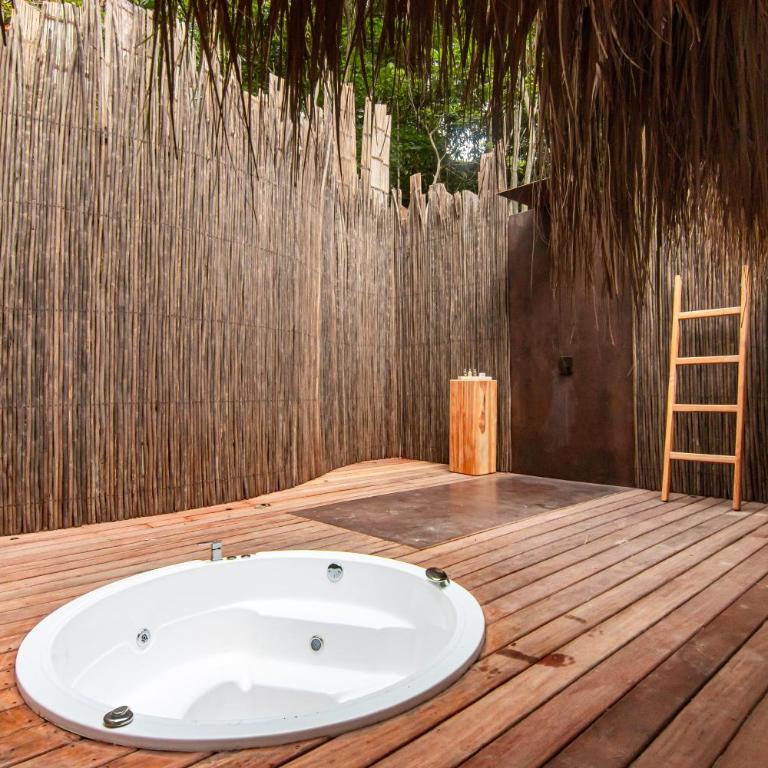 Tewimake Hotel - Suite con bañera de hidromasaje y cama grande - 10
