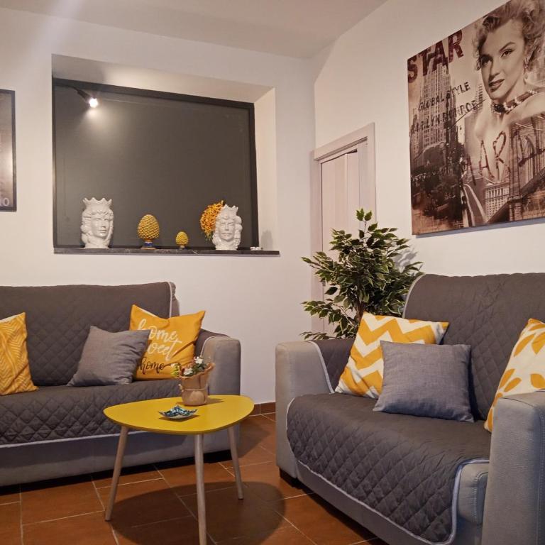 Zisa Home ai Cantieri Culturali con Patio Vicino centro storico Facile posteggio in strada No Ticket No ZTL - Appartamento con 2 Camere da Letto e Terrazza - 46