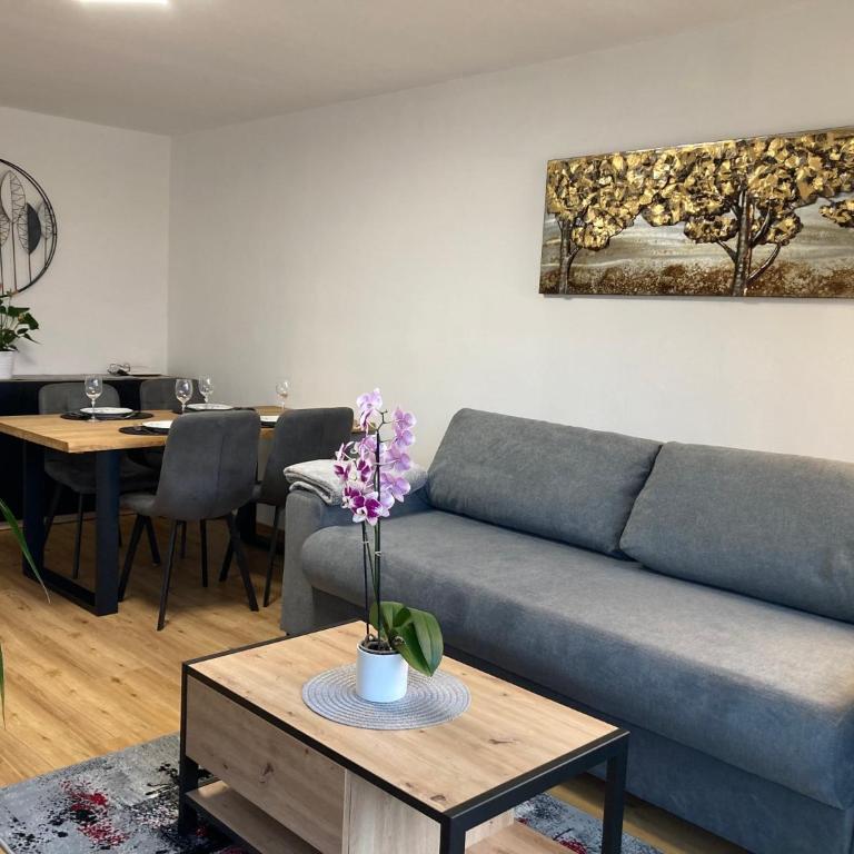 Ferienwohnung Alpen-/Stadtpanorama Bad Reichenhall - Apartment mit Balkon - 4