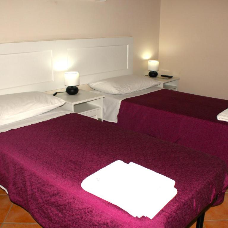 B&B Arianna - Camera Doppia con Letti Singoli - 5