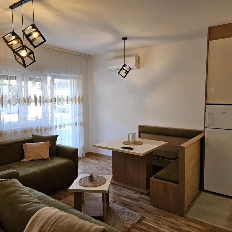 Apartman Meggy - One-Bedroom Apartment - 8