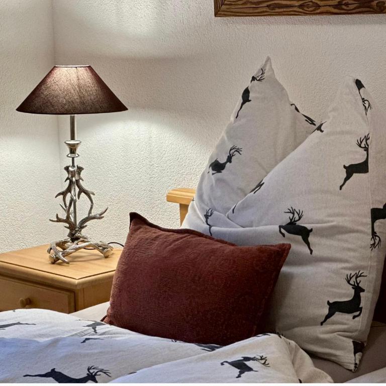 Laax Cozy Apartment - Ski Bus - Fireplace - Apartment mit Gartenblick - 25