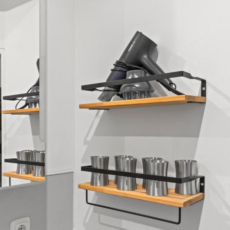 Altstadt - Exklusive 3-Zi-Wohnung für 6 Personen mit 90 qm, großer Dachterrasse, Parkplatz, WLAN - Apartment mit 2 Schlafzimmern - 36
