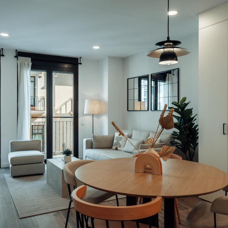 CATERINA Liceu - Two-Bedroom Superior Apartment - 1