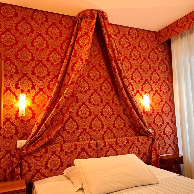 Hotel Canada - Camera Matrimoniale Piccola - 5