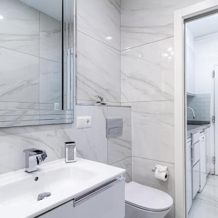 Silver horizon Luxury apartment - Estudio con balcón - 17