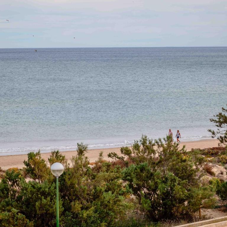 RELAX TOTAL JUNTO AL MAR - Apartamento de 3 dormitorios - 50