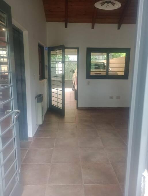 Casa 3 Habitaciones, 2 baños pileta a compartir con el anfitrion - - Casa de 3 dormitorios - 20