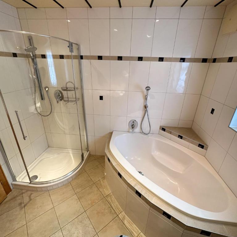 Alpenjuwel by PiaundDirk - Deluxe Apartment - 17