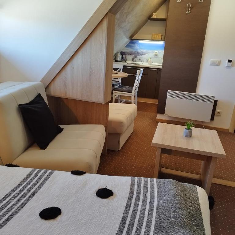 Apartment Maja Konaci - Apartment with Mountain View - 17
