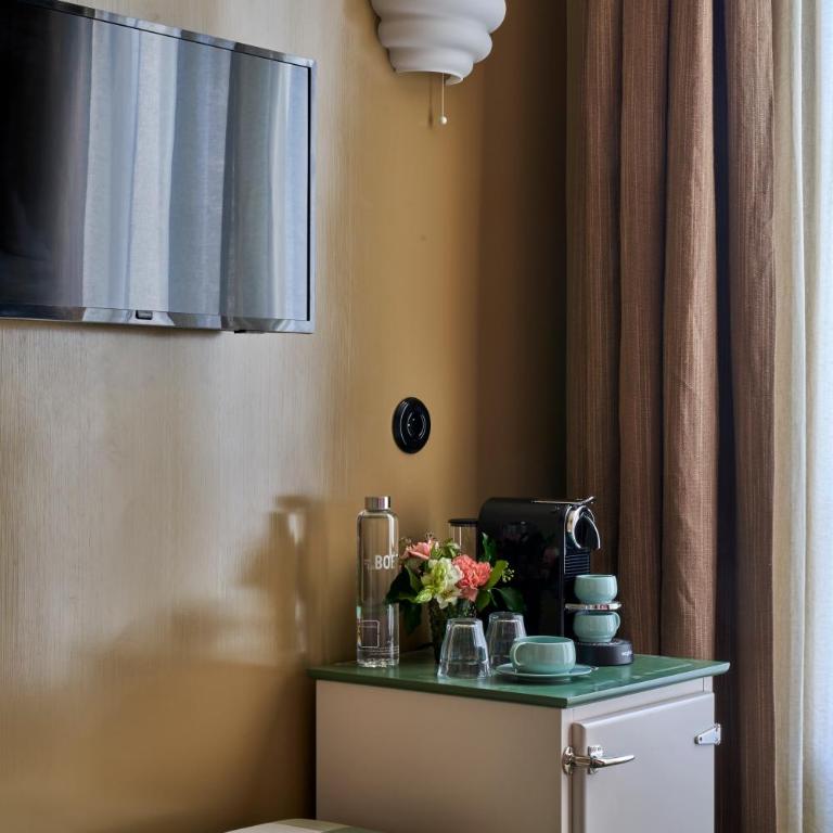 Hôtel de La Boétie - Chambre Standard Lit Queen-Size - 7
