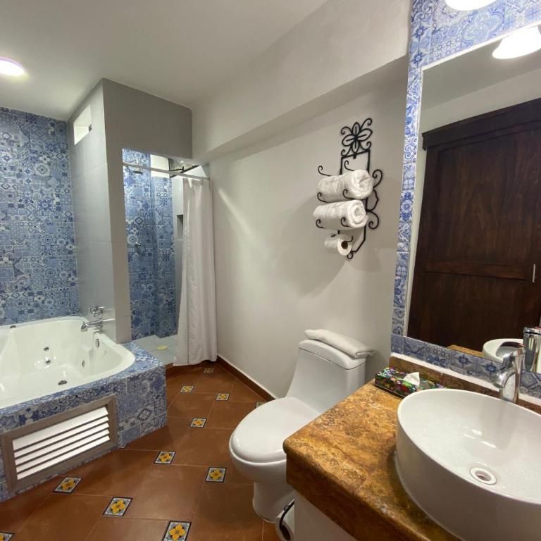 Hotel Hacienda Monteverde San Miguel de Allende - Suite con bañera de hidromasaje - 4