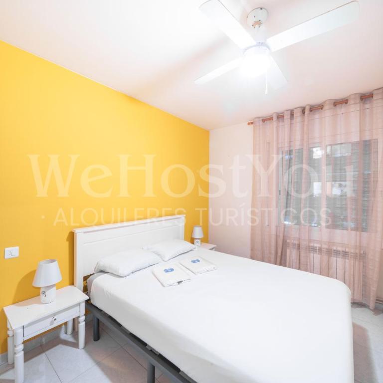 Bel Appartement Roses, Arenes 15 - WeHostYou - Three-Bedroom Apartment - 5