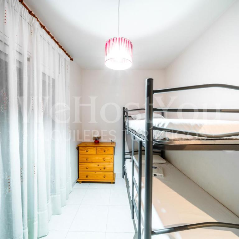 Bel Appartement Roses, Arenes 15 - WeHostYou - Three-Bedroom Apartment - 7