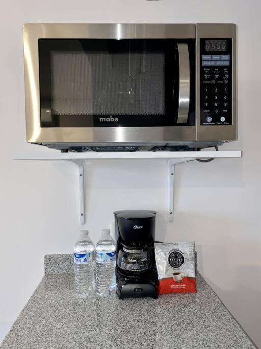 Amazing, luminous studio close to beach and 5th Av - One-Bedroom Apartment - 22