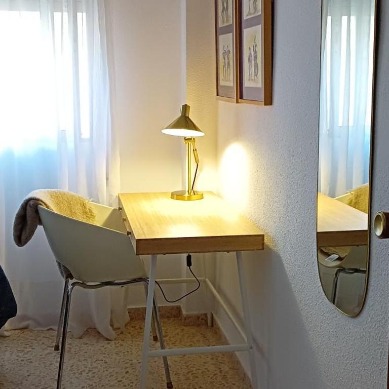 HABITACIÓN DOBLE (DOS CAMAS) EN CENTRO HISTÓRICO - Habitación Doble - 2 camas - 4