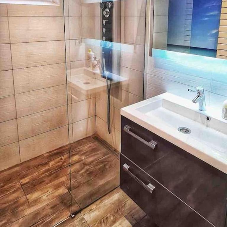Cosy wood Loc T2 "Le Toucan" - Appartement 1 Chambre - 8