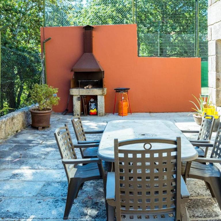 La Panera de Pucho - Six-Bedroom House - 37