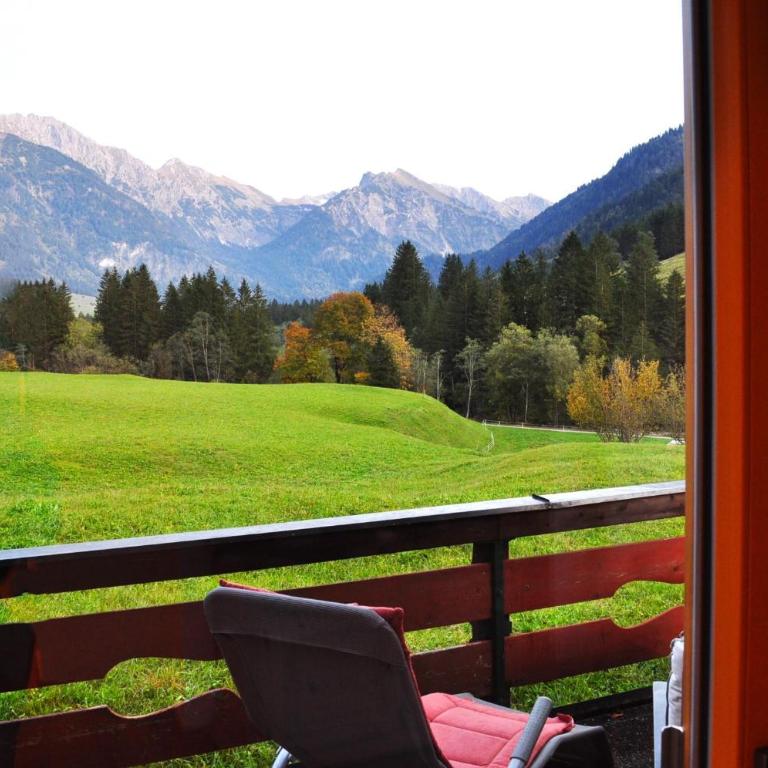 Haus Alpenglühn - Apartment mit Dusche - 7