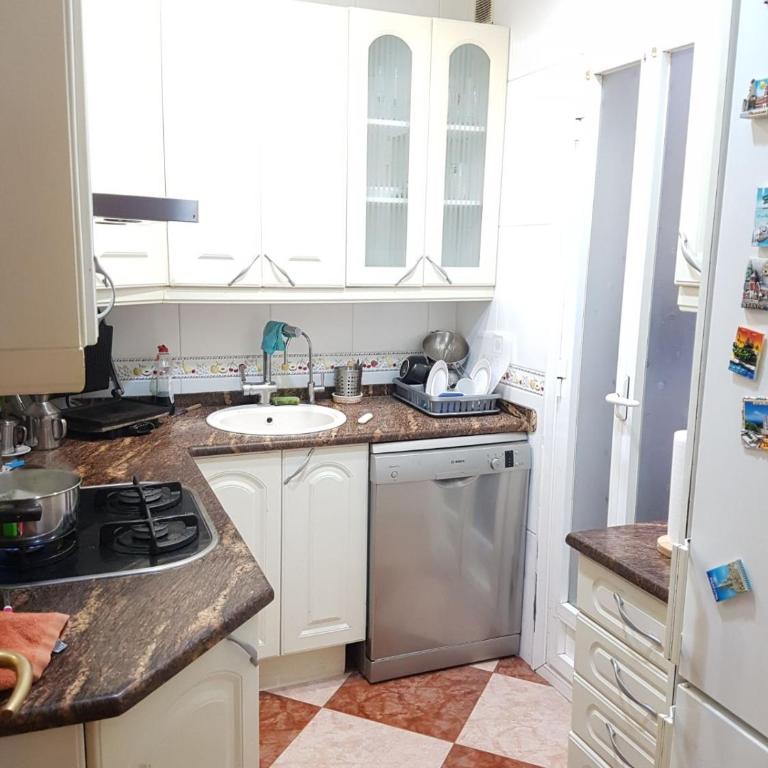 Room in shared appartment close to Camp Nou - Habitación Doble - 4