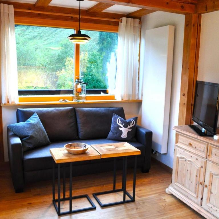 Haus Alpenglühn - Apartment mit Dusche - 9