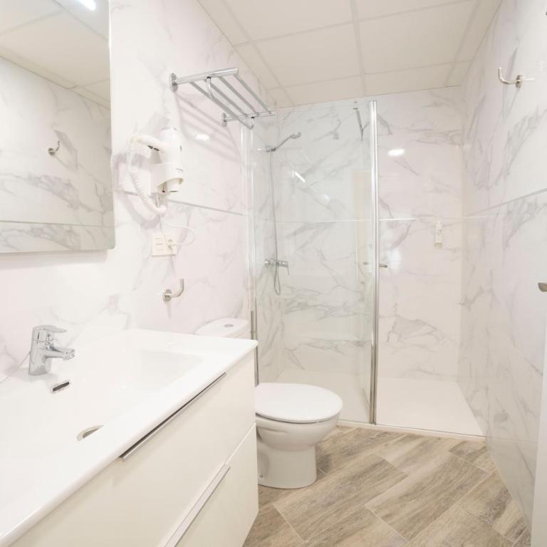 Hostal Altea Karma - Habitación Doble con terraza - 35