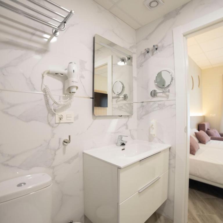 Hostal Altea Karma - Habitación Doble con terraza - 44