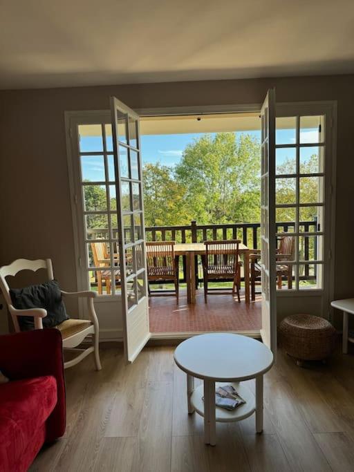 Appartement calme proche de la mer avec parking - Apartamento de 1 dormitorio - 48