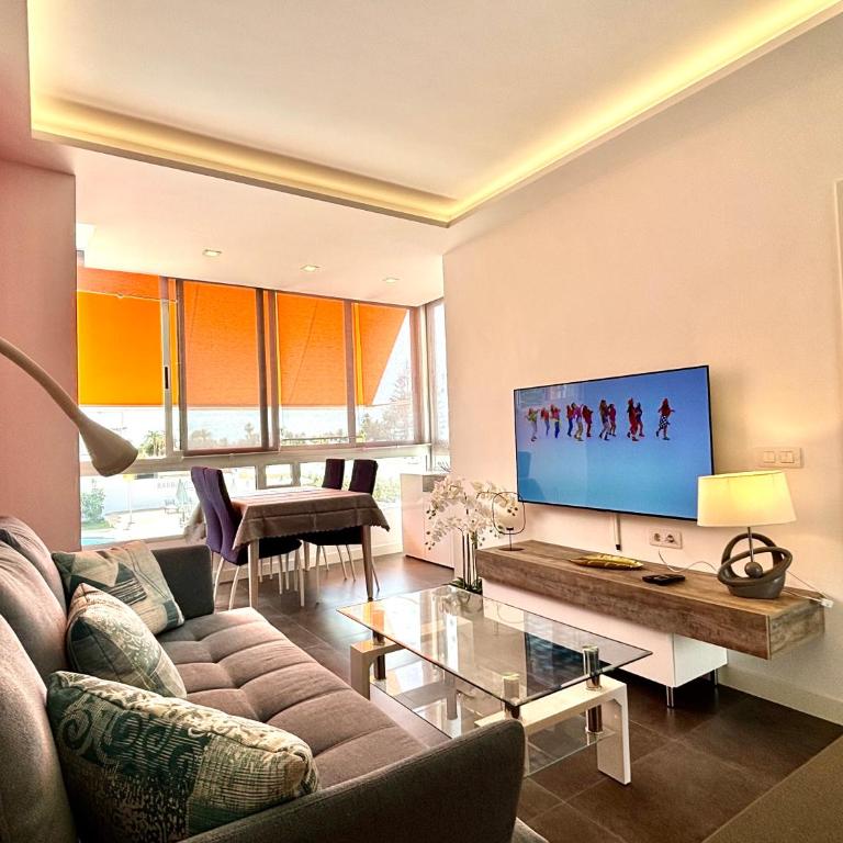 Loris Home playa ingles 50mt from Yumbo by luca properties gran canaria - Two-Bedroom Apartment - 32